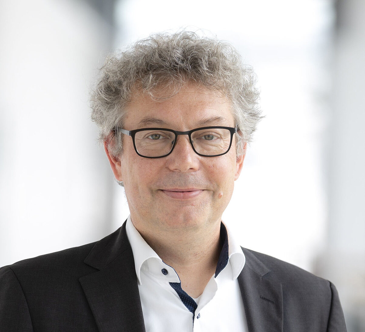 Peter Schossig ISE